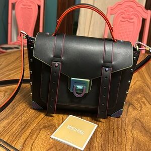 MICHAEL KORS MANHATTAN BLACK SATCHEL